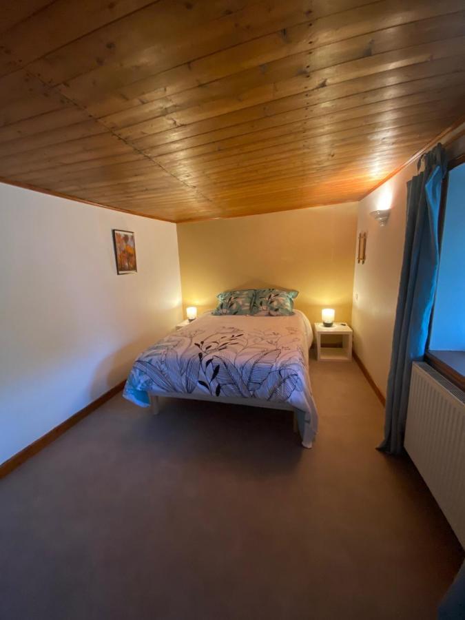Philoufleur - Gite Restaure En Campagne Chaneins Экстерьер фото